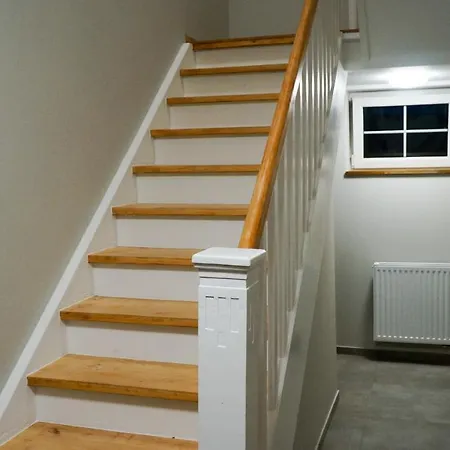 Dom Franciszkanska 25 בית נופש