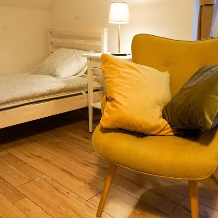 Dom Franciszkanska 25