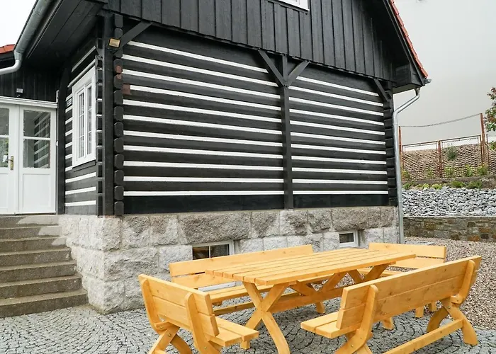 Dom Franciszkańska 25 *