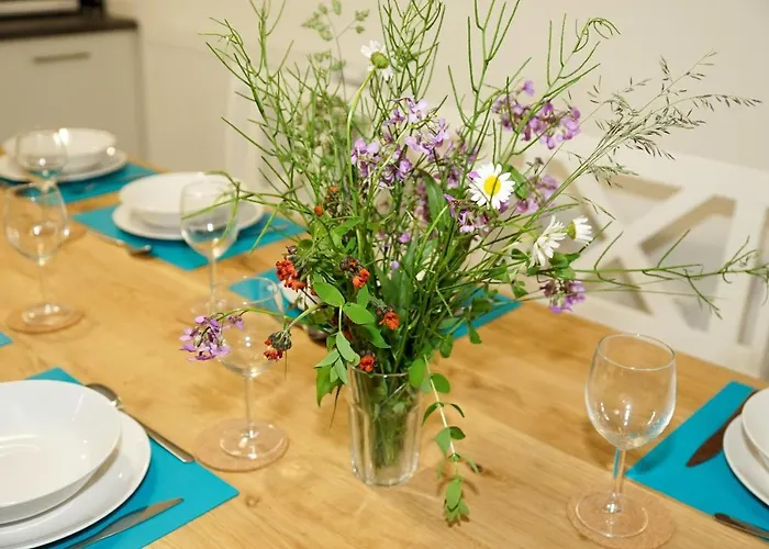 Dom Franciszkanska 25 *