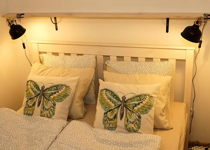 Dom Franciszkanska 25 *